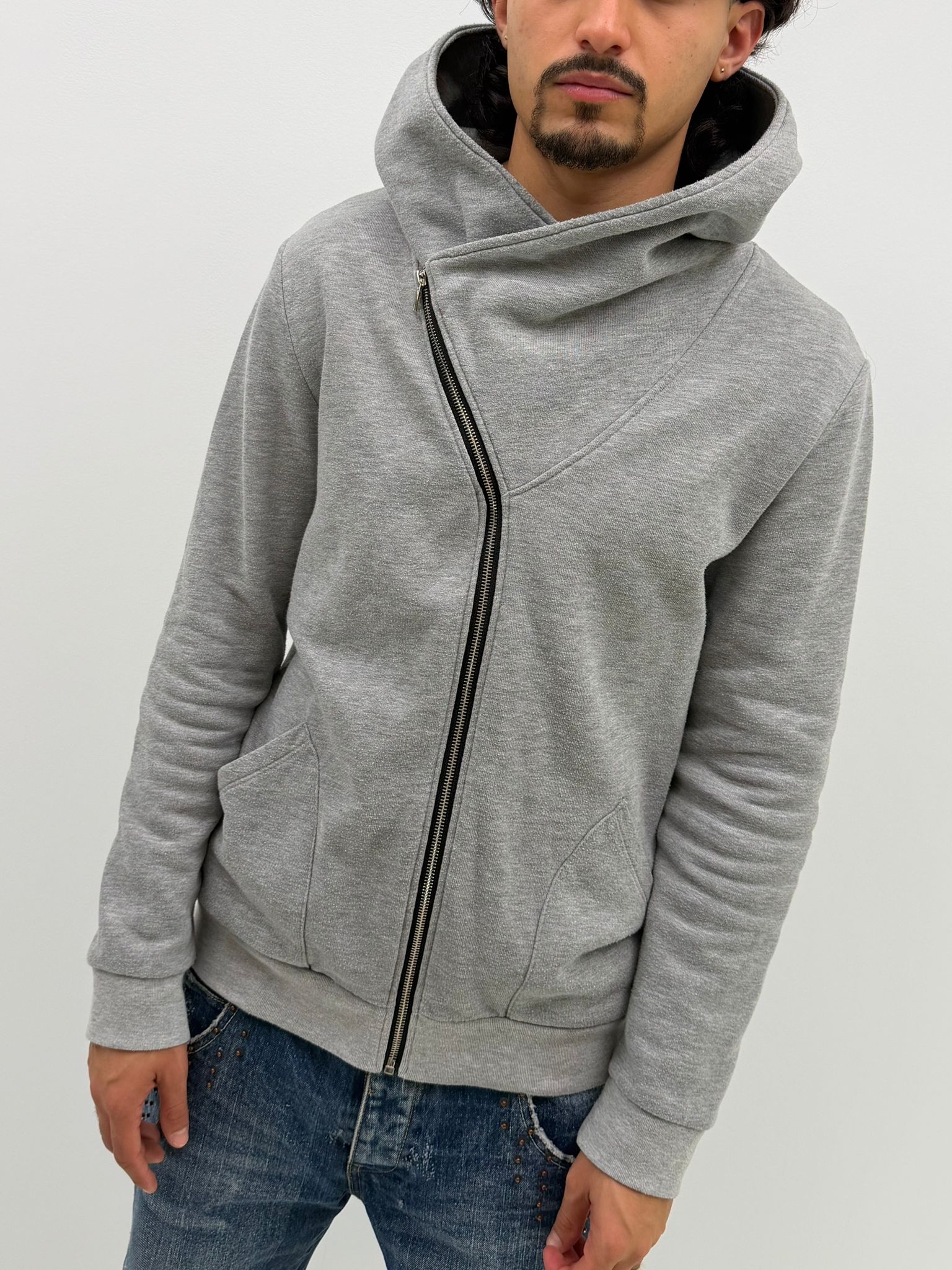 Asymmetric hoodie (M)