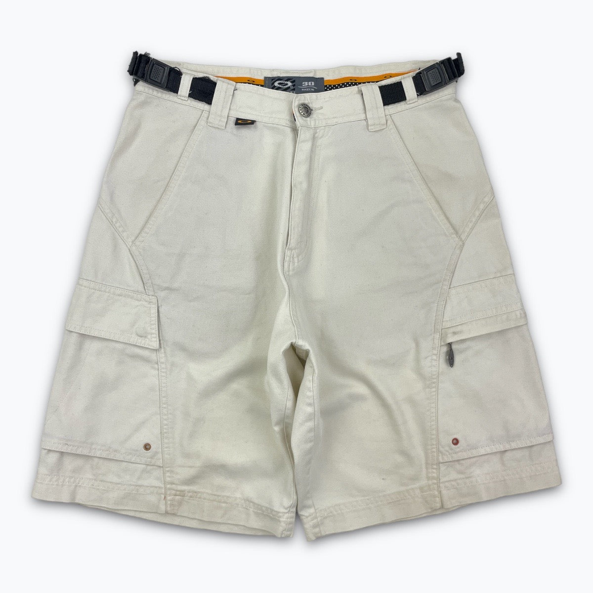 Oakley shorts (W31)