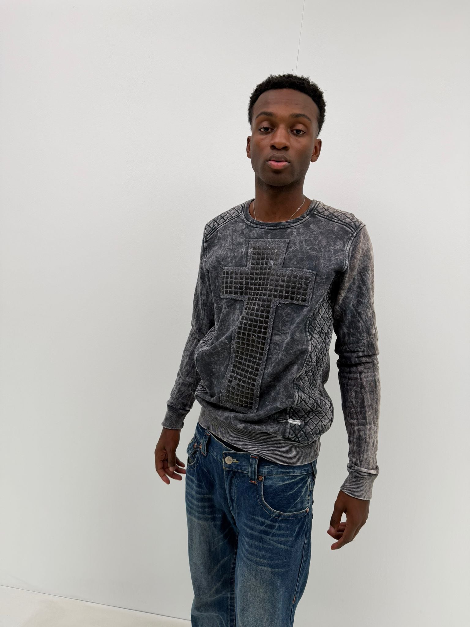 Washed Cross Sweater (L)