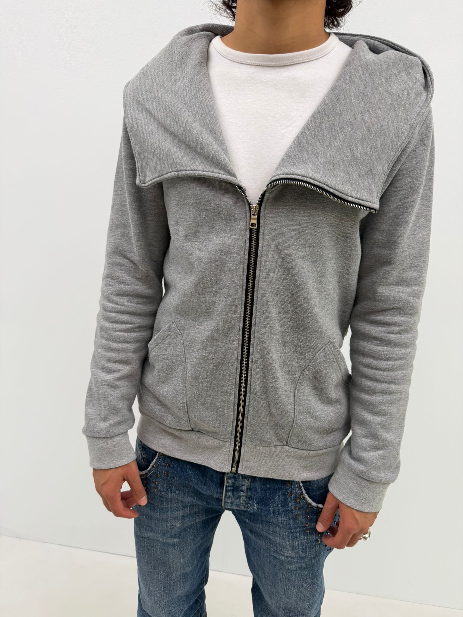 Asymmetric hoodie (M)