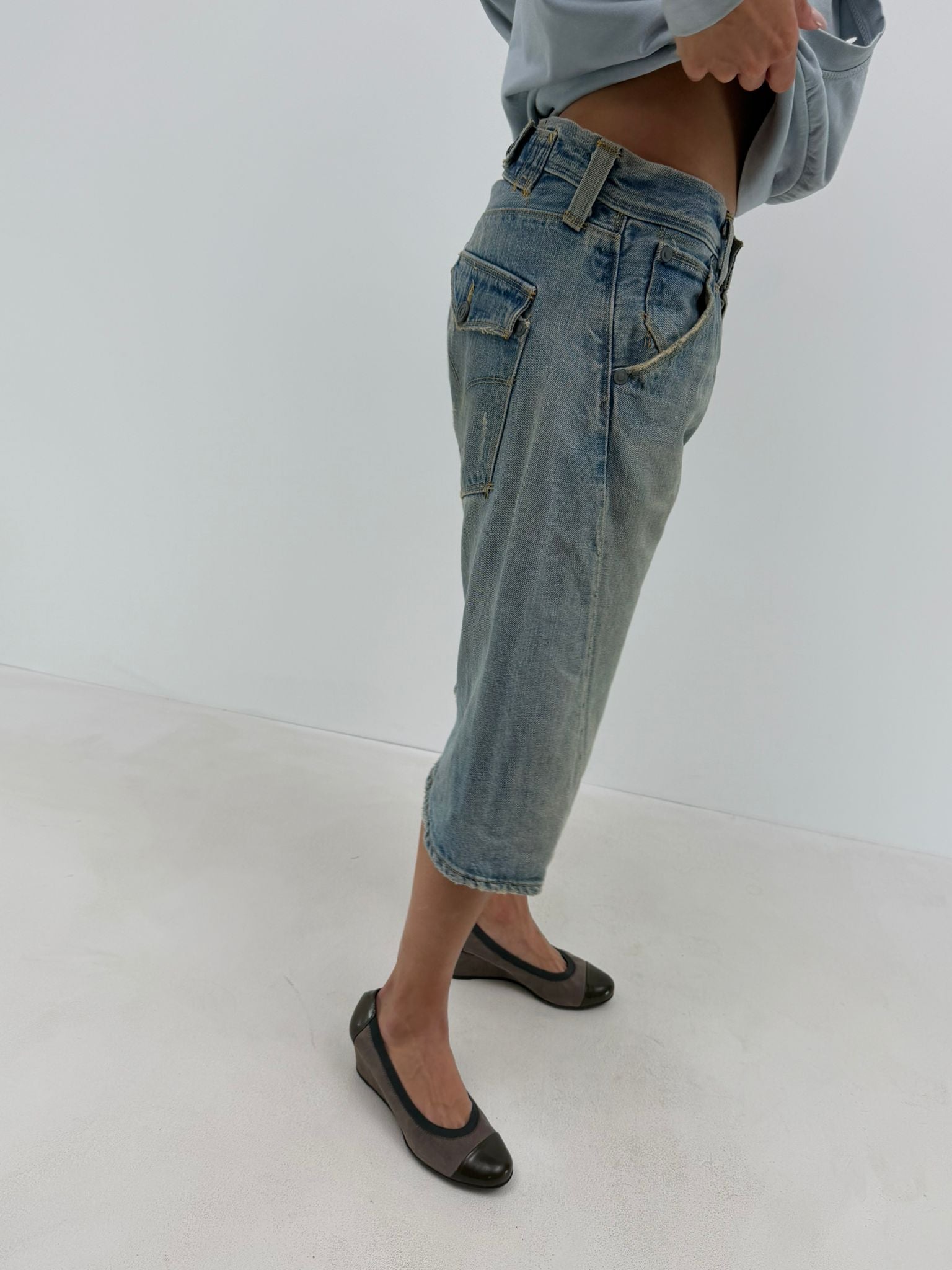 Levi's engineered jorts (S)