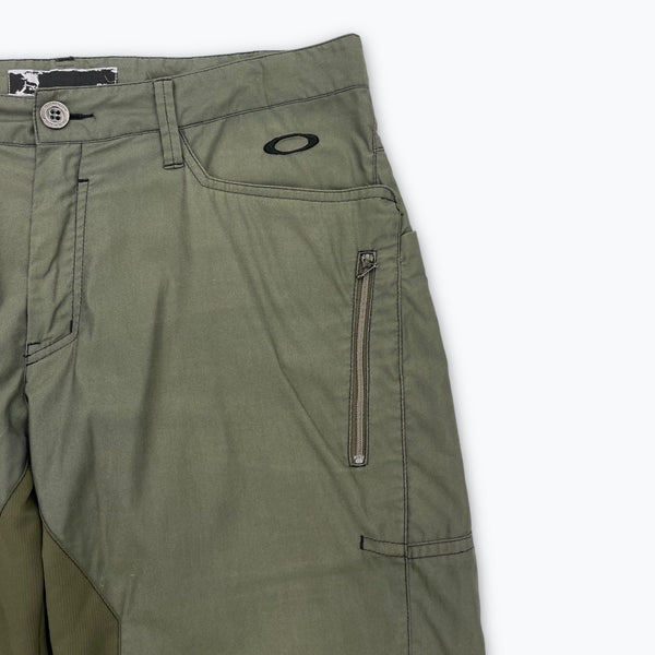 Oakley shorts (W36)