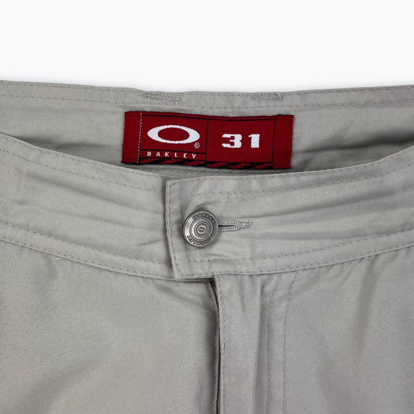 Oakley shorts (W32)