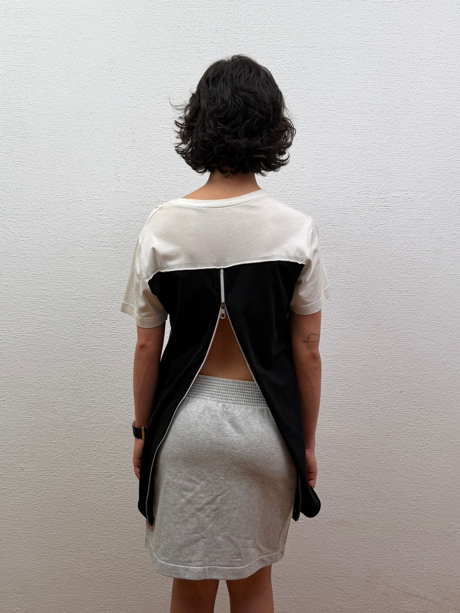 Striped tee open back (M)