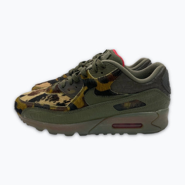 Nike Air Max 90 (UK8 / EU42.5)