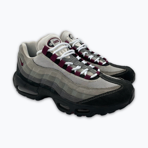 Nike Air Max 95 (UK8.5 / EU43)