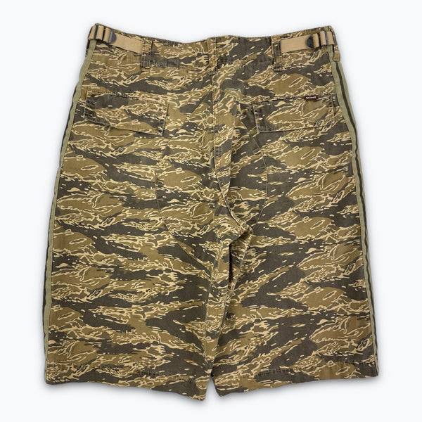 Stüssy shorts (W31)