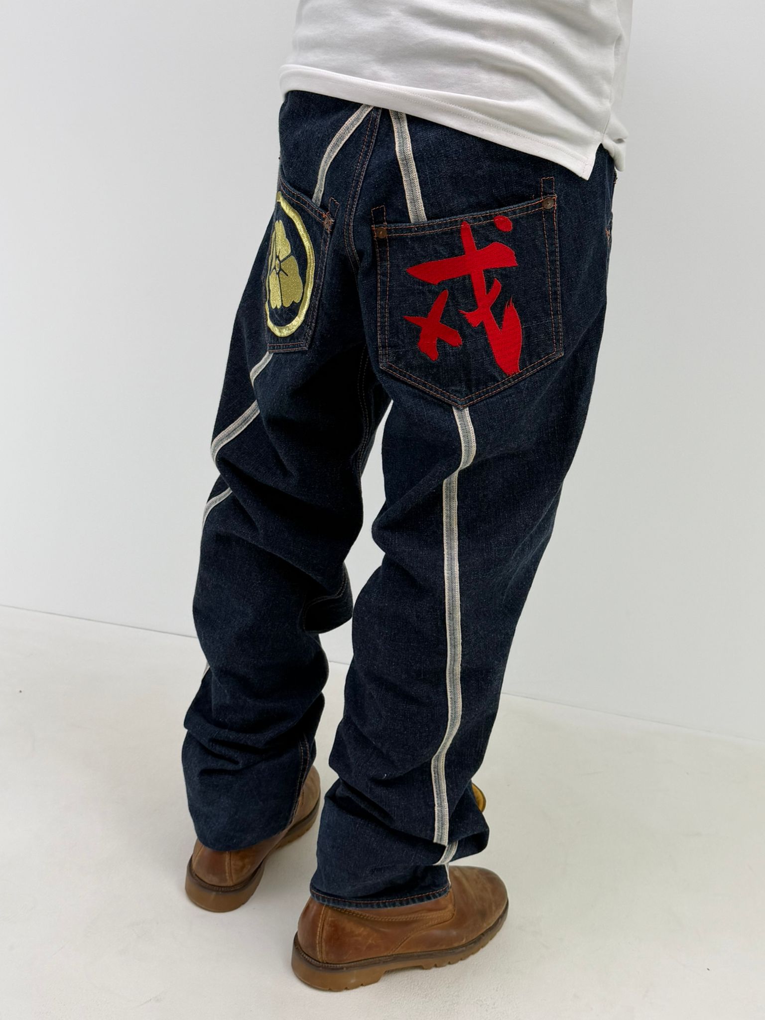 Evisu jeans (W36)