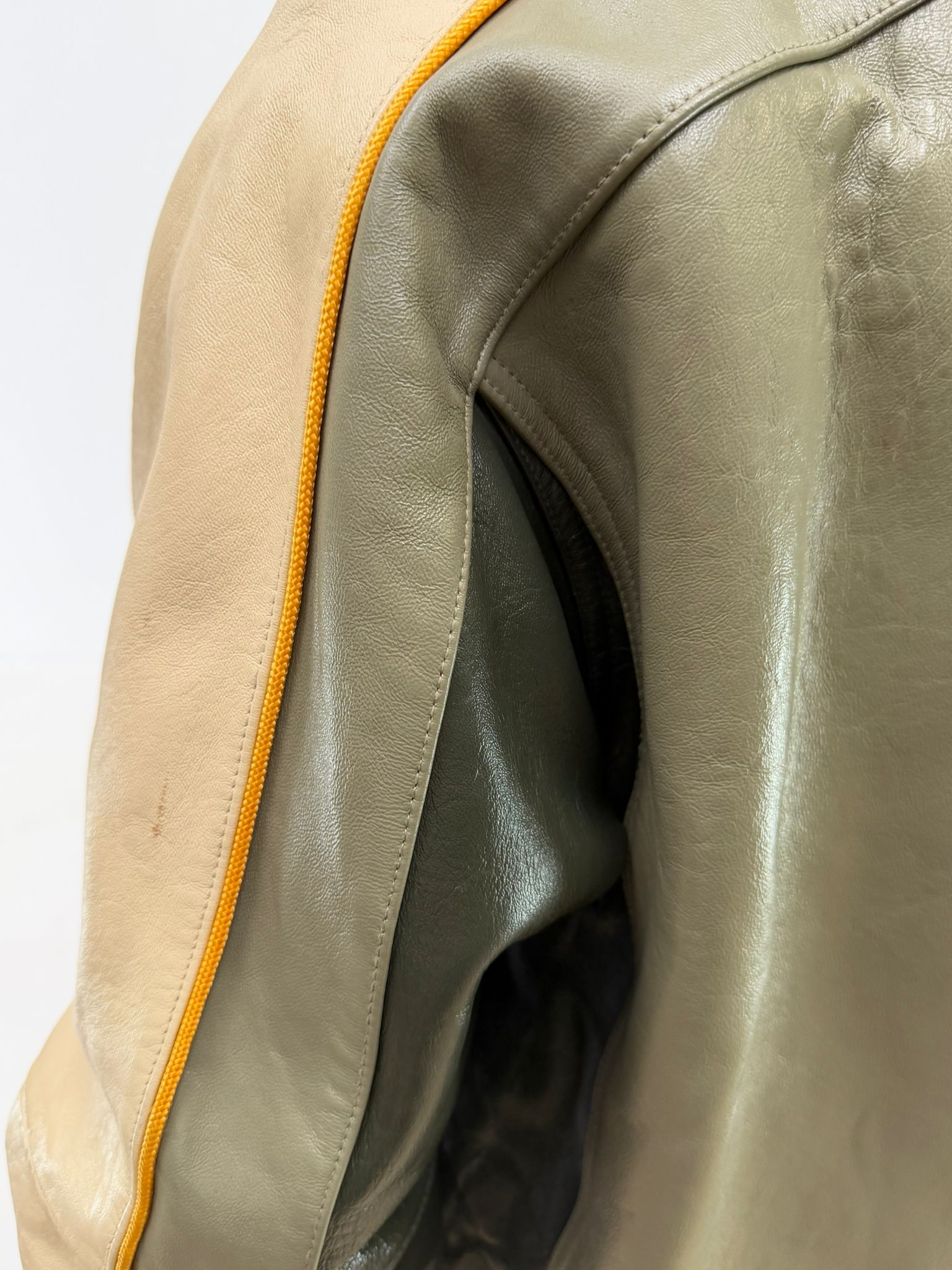 Avirex varsity jacket (L)