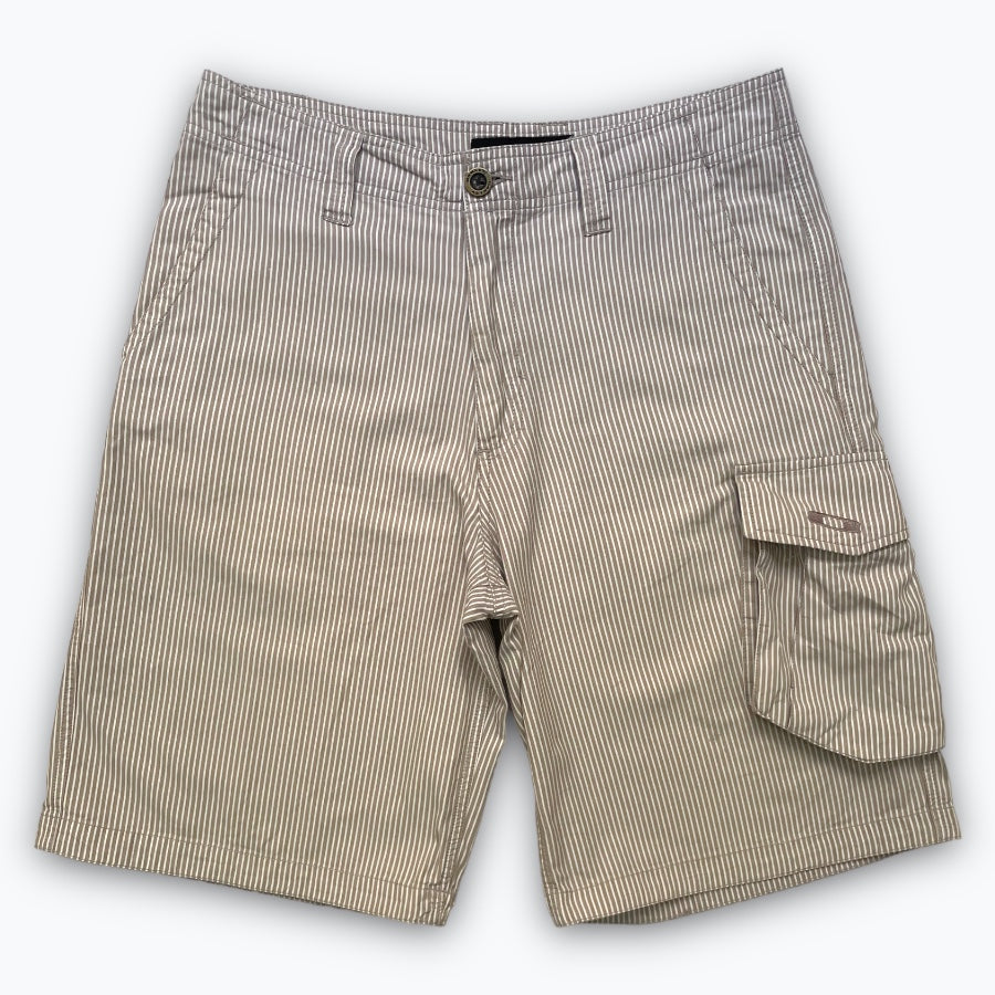 Oakley shorts (W33)