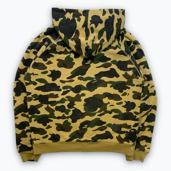 Bape hoodie (M)