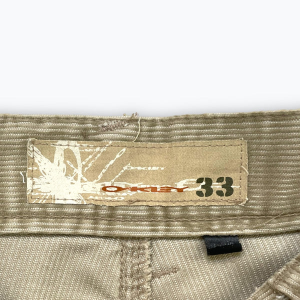 Oakley shorts (W33)